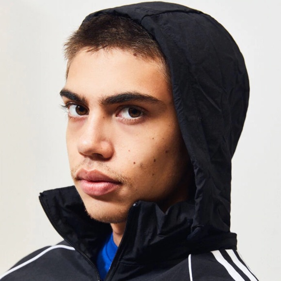 ADIDAS Black & White Windbreaker - Picture 5 of 6